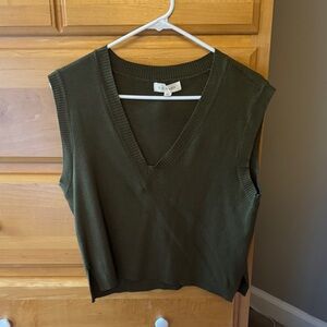 Pac Sun Dark Green V-Neck Tank Top